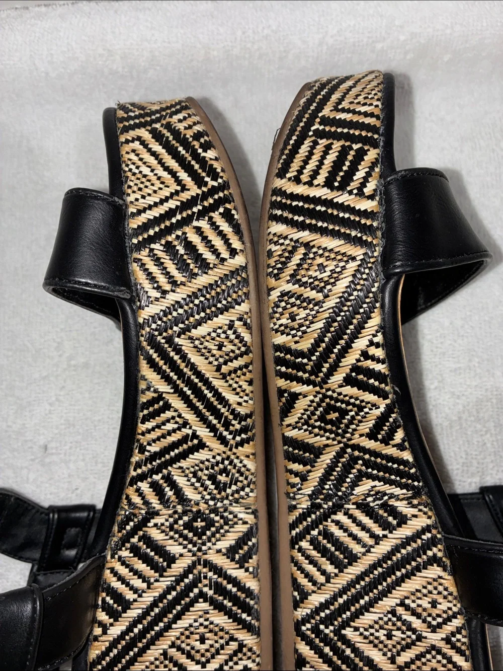 Dolce Vita x Target| Black Wedge Sandals with Patterned Platform size 9.5